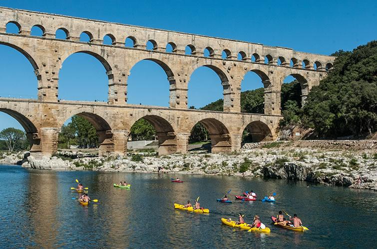 01-pont-du-gard-kayak